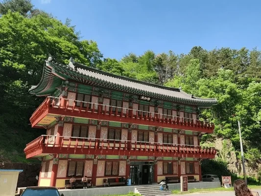 TEMPLESTAY - BUSAN - GYEONGJU 4N4D (GOLGULSA TEMPLE)